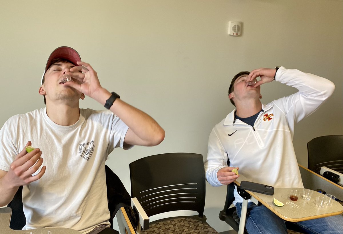 #A great Tuesday afternoon of clear &amp; compound spirits in #HspM383 Week-14 🍸