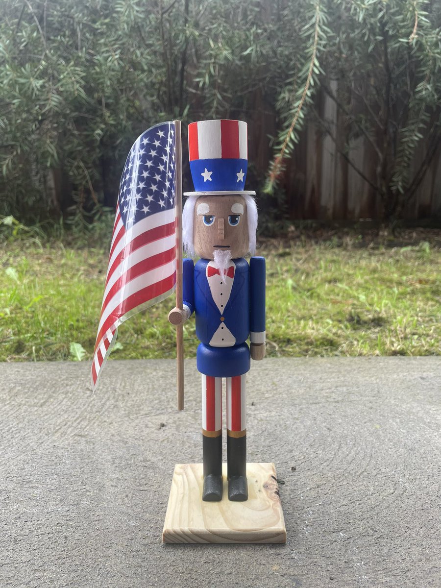 More orders of this guy going out today! 

Send us a message or email us at bECreative.Crafts@outlook.com to get your order in today 💪🏻💪🏻

#unclesam #american #becreative #handmade #crafts #cheeky #woodenfigure #art #melbourne