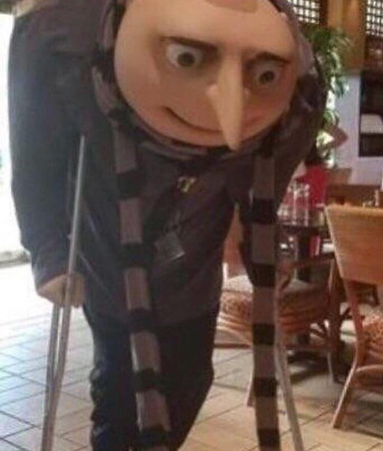 LilacWoof's tweet photo. that moment when you realize at least 2 guys you went to elementary school with had a crush on you https://t.co/gL6WUmMzjt