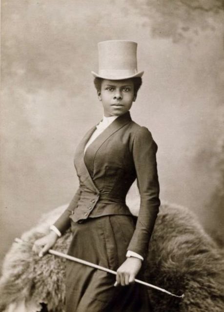 AfricanArchives's tweet photo. Beautiful black women women from the Victorian era. https://t.co/lQISAw4rmo