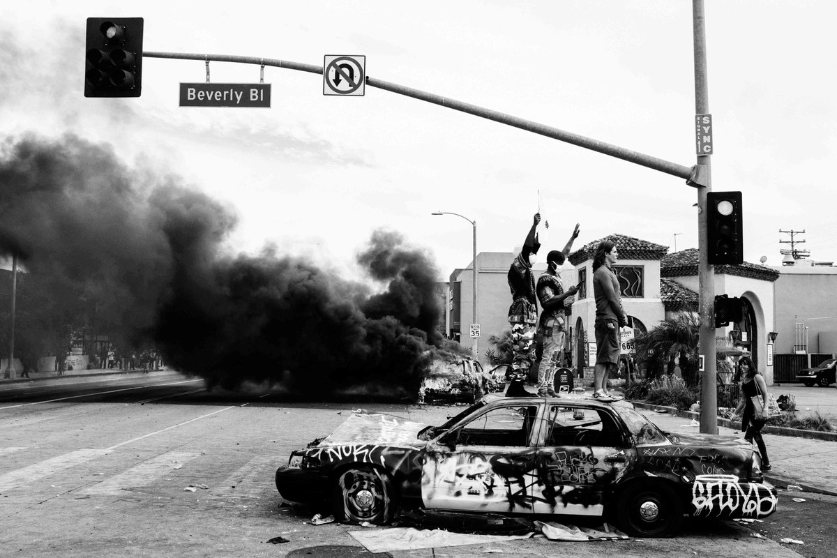 StreetWise_LA's tweet image. Just added these four images to my "2020 Los Angeles Protest Photography" collection on @opensea. This collection of black and white photos depict the protests immediately following the murder of George Floyd. 

#nftphotography #opensea #protests2020

opensea.io/collection/202…