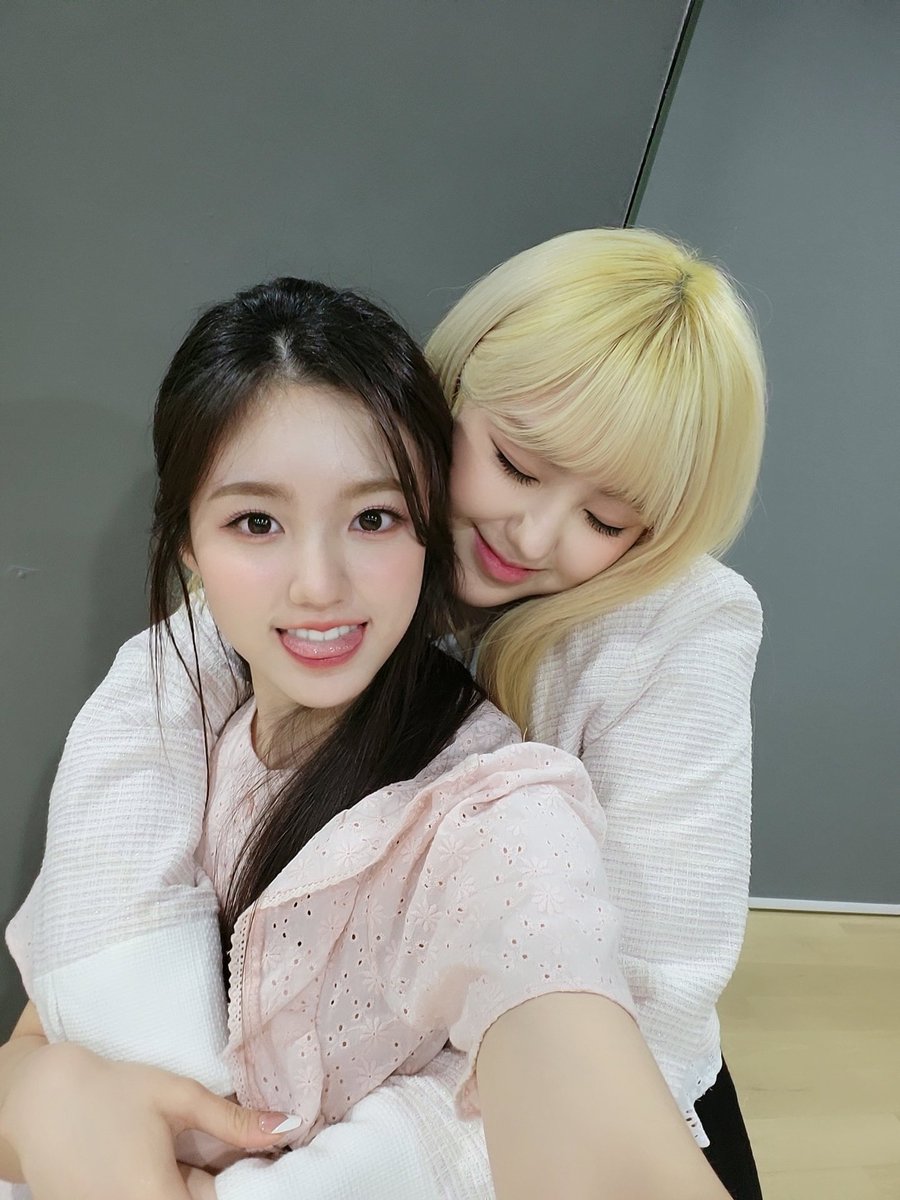 xiaoseofeed's tweet photo. xiaoseo with chaehyun <3
#XIAOTING #YESEO #CHAEHYUN https://t.co/c58Jc3SGTL