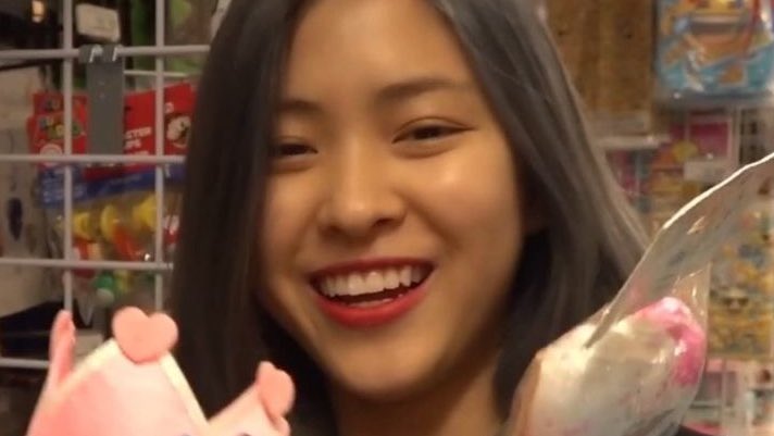dailysrj's tweet photo. the most genuine smile https://t.co/HrdS8TNAu6