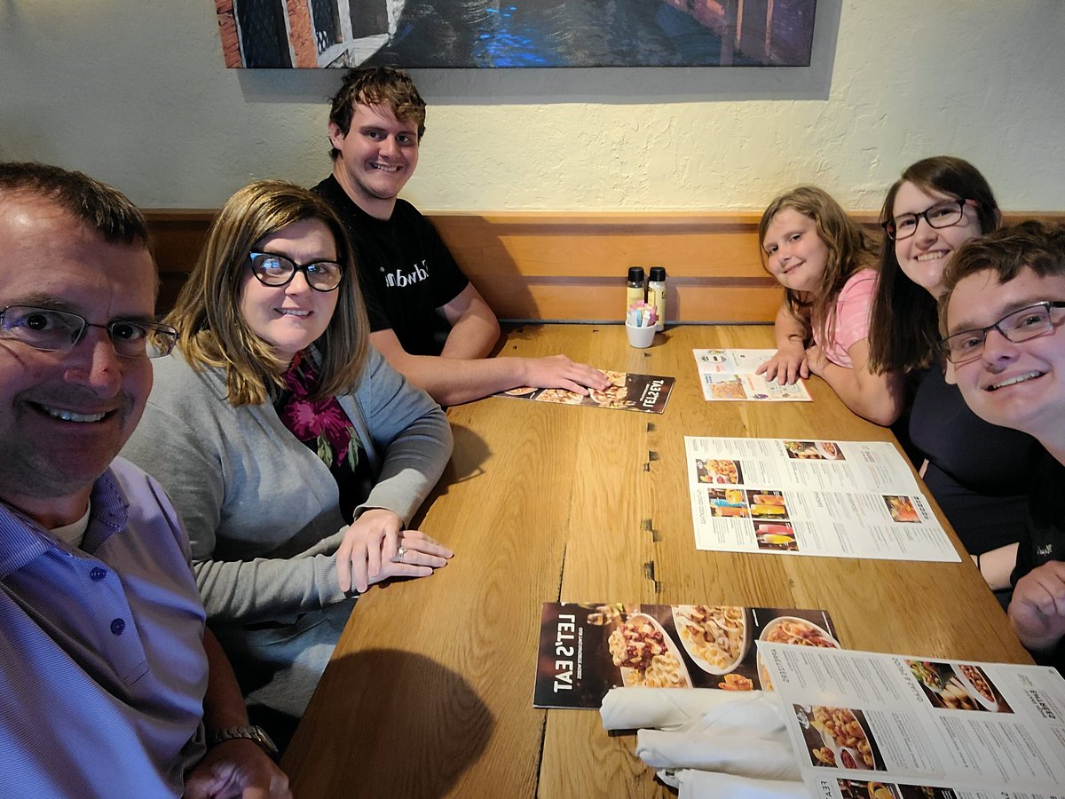 aschematt's tweet photo. Happy 19th Birthday @casche17. Glad we could celebrate with you. https://t.co/NLGY0En5KH