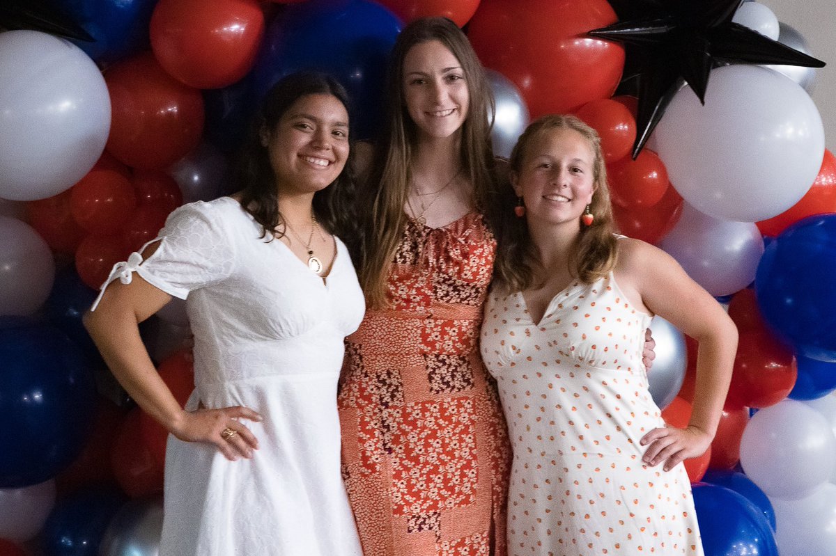 Challenge19ECRL's tweet photo. Congratulations to the @ChallengeSoccer class of 2022. We are incredibly proud of your accomplishments and cannot wait to see where the next chapter takes you! https://t.co/0KW1Z3an8i