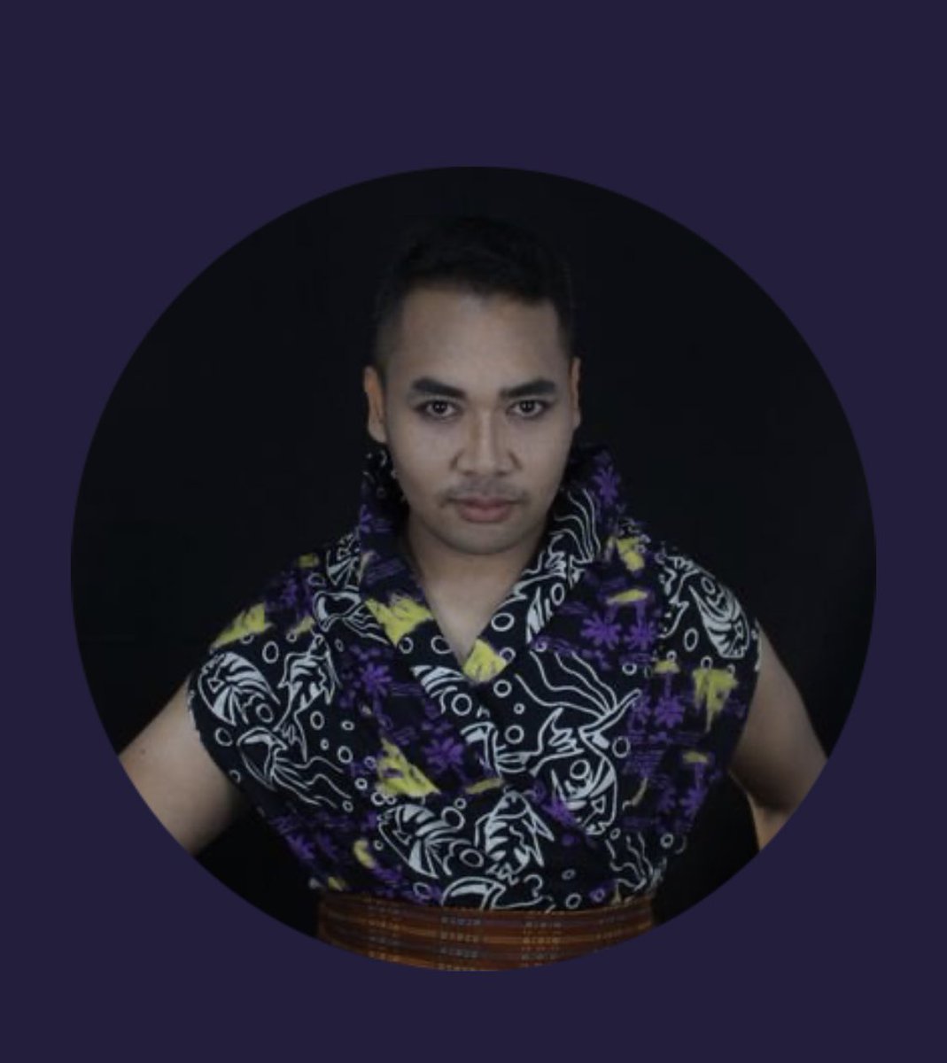 #AyoDukungUMKMBangkit
Asli sih ini produk UMKM yang ada di Kabupaten Lebak. Batik motif Sawarna