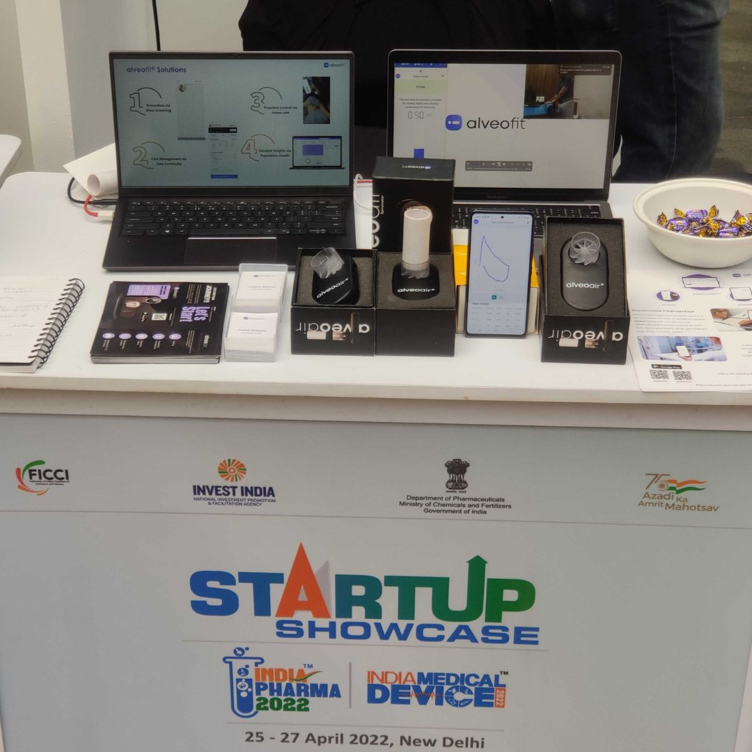 alveofit's tweet photo. #alveofit team at "India Pharma 2022" - 7th International Conference on Pharmaceutical Industry at New Delhi.
#alveofit #alveoair #healthcare #asthma #copd #lungscare #digitalspirometer #teamwork #indiapharma2022 #pharceutical https://t.co/RcFg8cAZM1