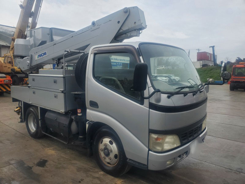 tokuworld7980's tweet photo. 【新規入荷機械のご案内】
＃10.6ｍ　＃高所作業車　＃SH106　＃アイチコーポレーション
＃高所作業車リスト：https://t.co/7p3E1zTgJc
＃在庫リスト（Inventory list）：https://t.co/lONRUVtSZT
＃本機械の詳細：https://t.co/pPk3bEMc6Q
＃YouTube(Pls subscribe!!) https://t.co/w1lKLQ2MyK https://t.co/ni65MsWeUj