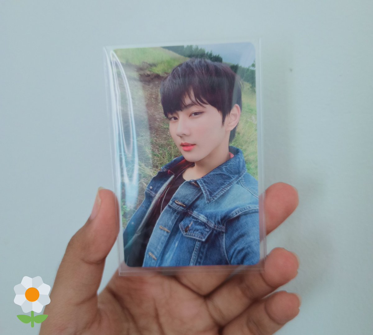 babiejungone's tweet photo. #RyneHappyMail
Happy mail from @onheesparks ✨
Mamshiiee dumating an ang pogi omg kinikilig ako while nag unbox 😭💗 secured packaging and cutie freebies 🥺 vv smooth transaction ❣️ will order talaga next time 🫶🏼
#rezceived 💕 https://t.co/xwGGZjDc09