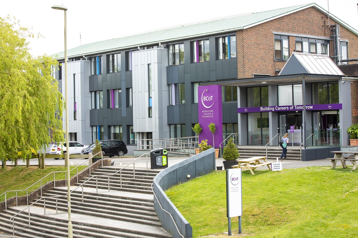 We have created a helpful Find An Apprenticeship guide with information and advice on how to search and apply for apprenticeship opportunities. #ApprenticeshipsAtBCoT bcot.ac.uk/media/3828/fin…