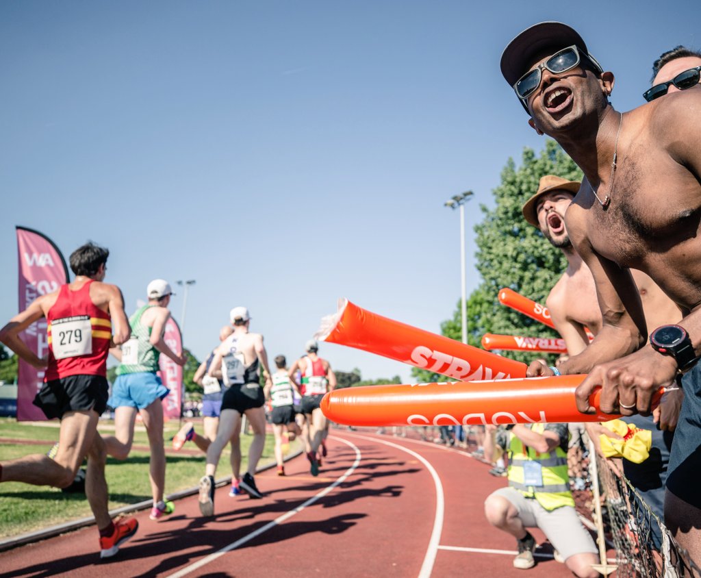 Night Of The 10k PBs (@nightof10kpbs) on Twitter photo May 14 - ready to make yourself heard?
We hang our hat on atmosphere and it's crowd support that creates tingly sensations on the back of necks.
Backstraight or Homestraight?
Passion, vocal energy, noise makers, bring it.
#Highgate10k 
#Lane3BeerNCheer 
๐ท Alexis Berg May 14 - ready to make yourself heard?
We hang our hat on atmosphere and it's crowd support that creates tingly sensations on the back of necks.
Backstraight or Homestraight?
Passion, vocal energy, noise makers, bring it.
#Highgate10k 
#Lane3BeerNCheer 
๐ท Alexis Berg