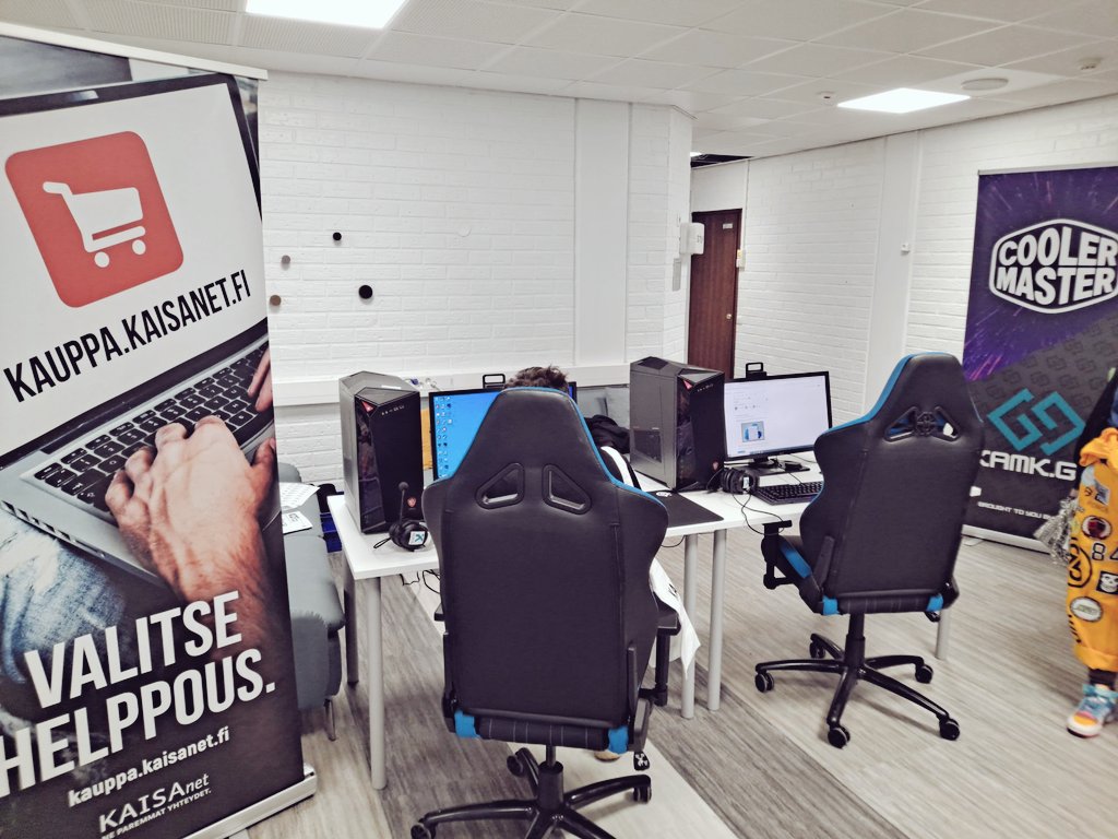 Come stop by the <a href="/KajaaniAMK/">KAMK</a> Taito 1 Net Café to get your hands on #KAMKGameFest2022 tickets! 12:00-14:00 today! 🎟️