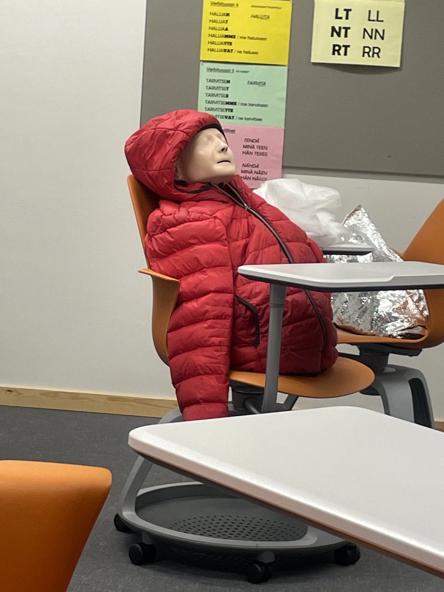 First aid skills are always important, and they are especially important if you are working with infectious organisms in a lab where the entrance requires heavy personal protection. That’s why #FirstAidCourse is part of the education for #BSL3 level lab work. #TB