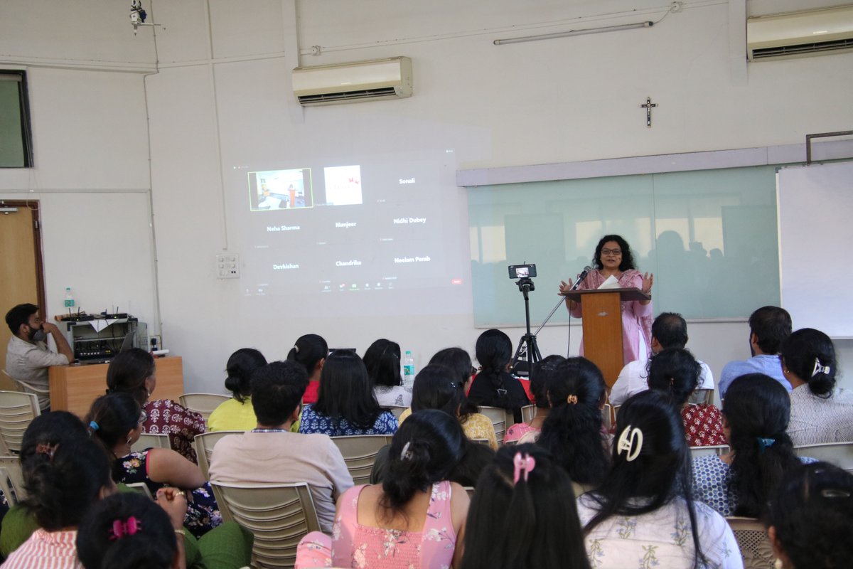 poojataparia's tweet photo. As always a wonderful Quarterly Review but this time it was different cos we all met in person to do a review after 2 years. As every team presented it's work I could feel the pride, the passion and the zest with which we all #WarriorsofArpan work. https://t.co/MfBp4x1Jr3