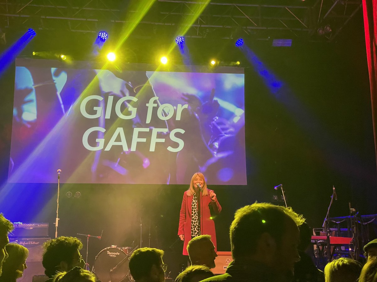 Fantastic night of music and songs at the #GIGforGAFFS concert last night. Well done to the @_HousingCrisis and especially @TinaMacVeigh for putting all the hard work in. @Ceannabhain @frances_black and @Sisterixband along with many more have us a feast of entertainment!!