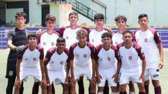 jhonnyperez2764's tweet photo. @Juveniles_CBB @NuevaEsparta_FC Grande.sub 19⚽👏hoy contra NUEVA ESPARTA 🛬 https://t.co/flLL9oKMpb