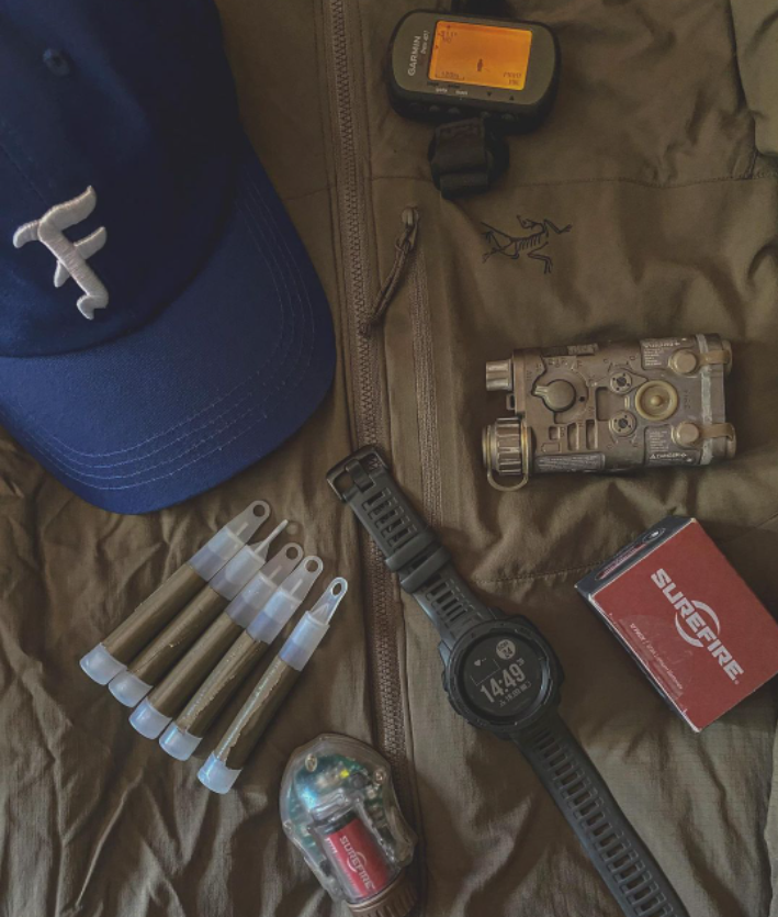 #the_sixbinine_cl #somogear #airsoft #milsim #peq15 #ngallaser #perst4 #cabl1 #peqilluminator