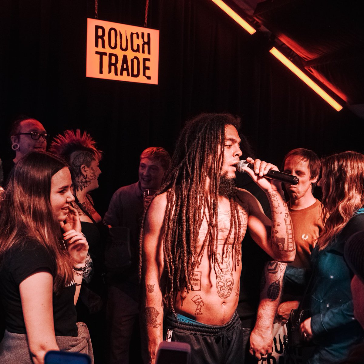 A memorable night with <a href="/BobbyVylan/">Bob Vylan</a> at Rough Trade Nottingham.

Looking forward to our remaining shows with the electric punk rock band in Bristol and London this week.

Photo by <a href="/jadekvowles/">𝕁𝕒𝕕𝕖</a>