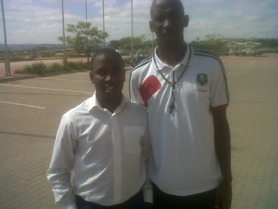 TerryManana's tweet photo. @Loopyoba__11
9 Years Ago today 😂😂😂😂 https://t.co/ekWaoH1NnO