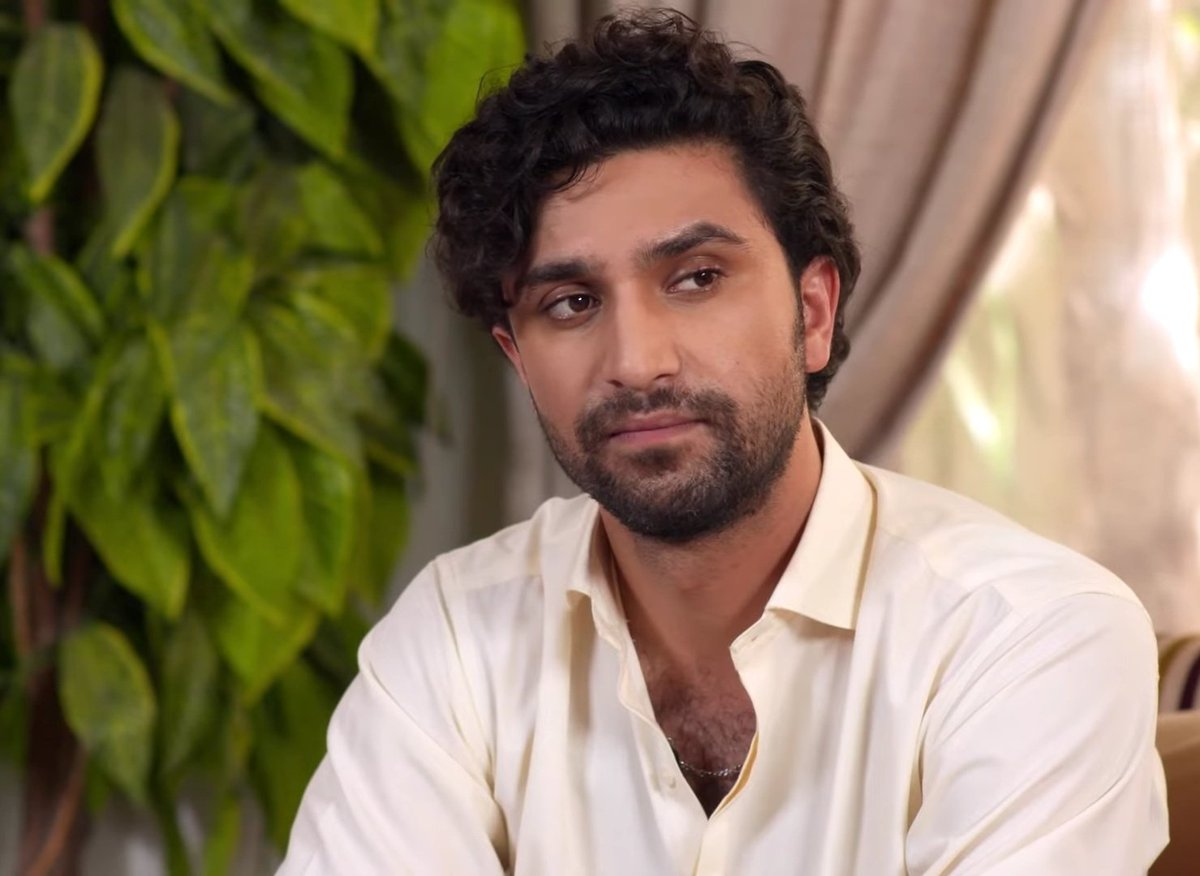 bushrafaraz1's tweet photo. Emotions portrayed by Ahad Raza Mir. He deserve the appreciation... Best actor forever..
@ahadrazamir #AhadRazaMir #HumTum https://t.co/84LAw3PzmZ