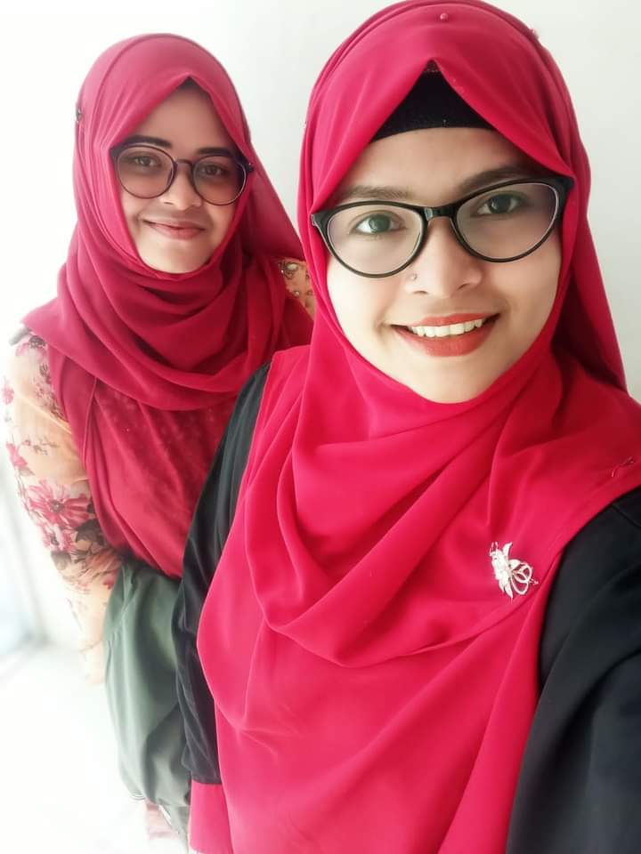 Fatima62967585's tweet photo. 🔥🔥🔥Me🔥🔥🔥
❤️❤️❤️and❤️❤️❤️
🔥🔥my friend🔥🔥 https://t.co/uRFSCzK9dI