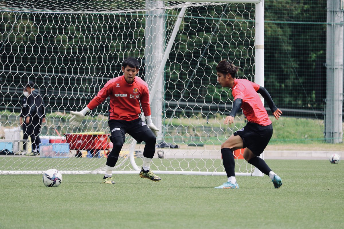 fufc_staff's tweet photo. 過密日程のGW3連戦❗️
まずは4/29初対決となる #愛媛FC、そして5/4ホームゲーム #いわきFC との #福島ダービー を迎えます🦅
試合詳細・購入は👇
https://t.co/nOqr55g3nY

一戦必勝‼️
ぜひ、歓喜の瞬間をご一緒に😁👍
#八木大翔 #大杉啓 #長野星輝
#粟野健翔 #北村椋太
#福島ユナイテッド #全身前進 https://t.co/2v3niJL28a