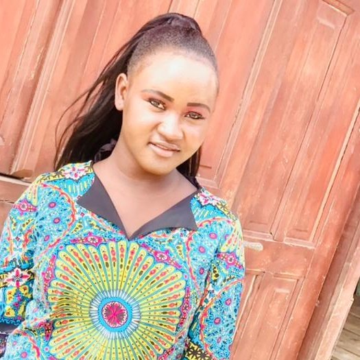 ashforder's tweet image. The Flag🇸🇱                The Face😊