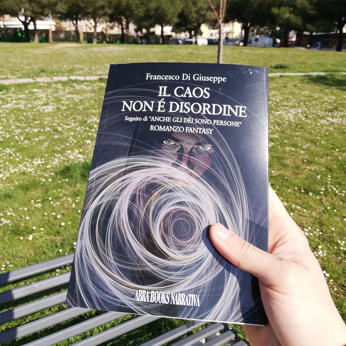 chess_fran's tweet photo. La logica muore laddove incontra gli interessi.
-✍️ Francesco Di Giuseppe; 
-📖"Il caos non è disordine".

#unaLezione #libri #fantasy #booklover https://t.co/1daDK4wuEN