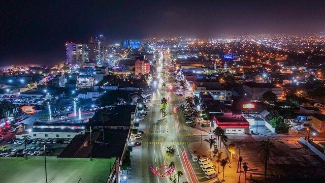 #Rosarito nights  ⭐️🌕
📷dronesoriangel