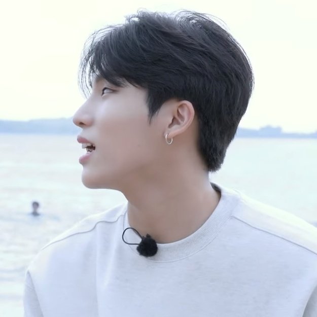 🏖️💙

#DOHKYUNGSOO #PARKJEONGWOO #EXO #TREASURE