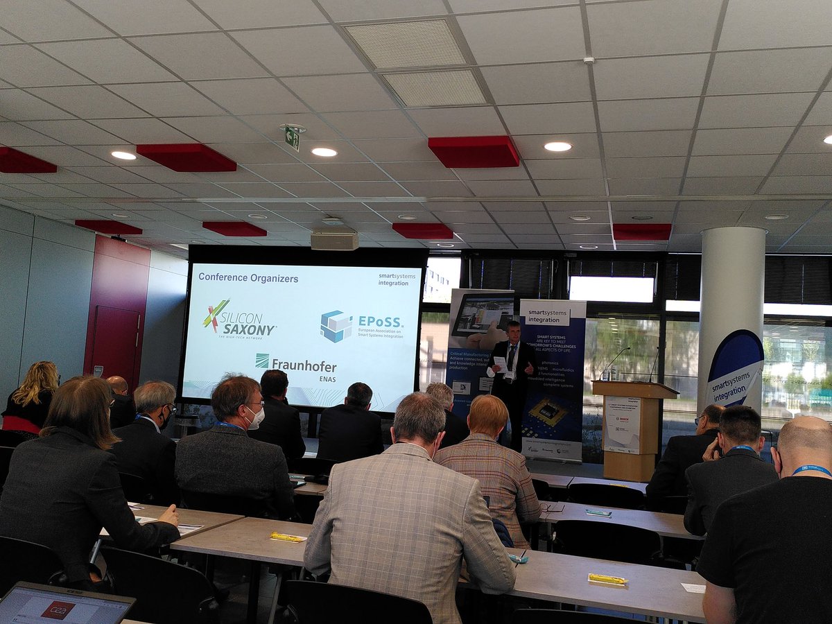 Silicon_Saxony's tweet photo. #SSI #smartsystemsintegration conference kicks off now @MINATEC in #Grenoble...proud to support as technical organizer the organizers @EPoSS_news and @FraunhoferENAS
Thanks also to the sponsors @BoschGlobal and @CriticalMfg https://t.co/hqxz8TRUfQ