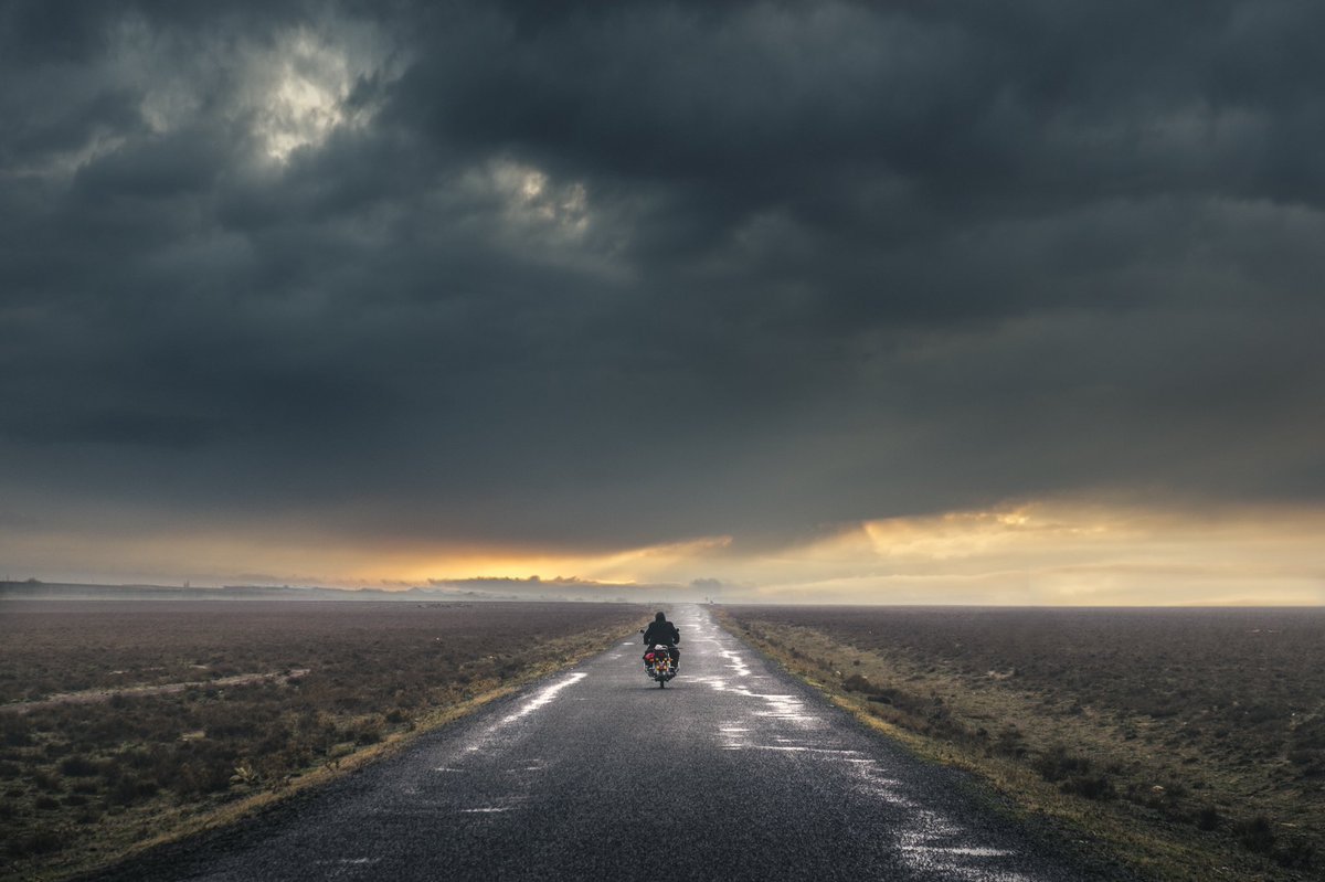 Köye giden yol