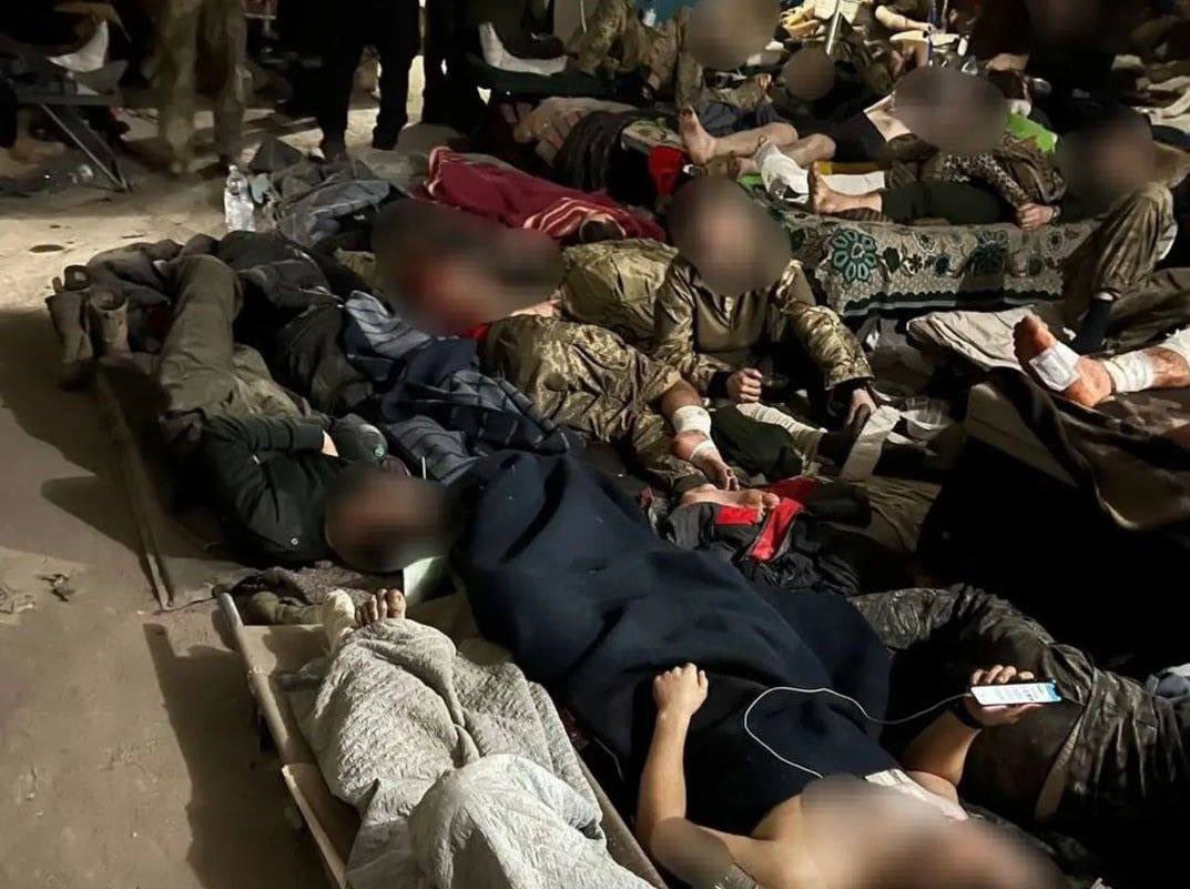 lesiavasylenko's tweet image. The makeshift hospital in the basements of #Azovstal. Wounded people, amputated limbs, the sick and the injured in anti sanitary conditions hanging on to life