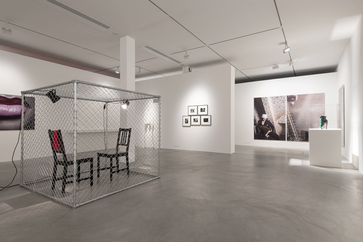 fotostiftung's tweet photo. 8.5.2022, 11.30 Uhr: Rundgang durch die Ausstellung MANON in der Fotostiftung Schweiz und Diskussion mit Claire Hoffmann (Centre culturel suisse, Paris), Claudia Waldner (freie Kuratorin) und Teresa Gruber (Fotostiftung Schweiz). Infos: https://t.co/VfXHztb9N6 https://t.co/gxYEkMTFqs
