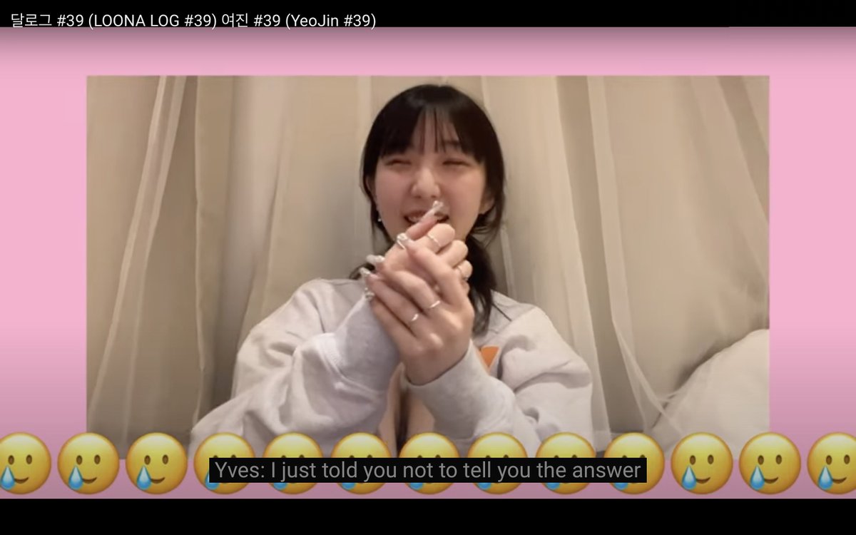 toysrevil's tweet photo. Watched #YeoJin's #LOONALOG https://t.co/Sse5EUWKbV = an unboxing+mukang featuring Sally &amp; Tiffany - err I meant #Yves &amp; #GoWon eating off-camera, with a side of "Pokemon vs Digimon" debate!

They must really love her to be able to take her clowning them lol

#LOONA https://t.co/2rlgVKBhfk