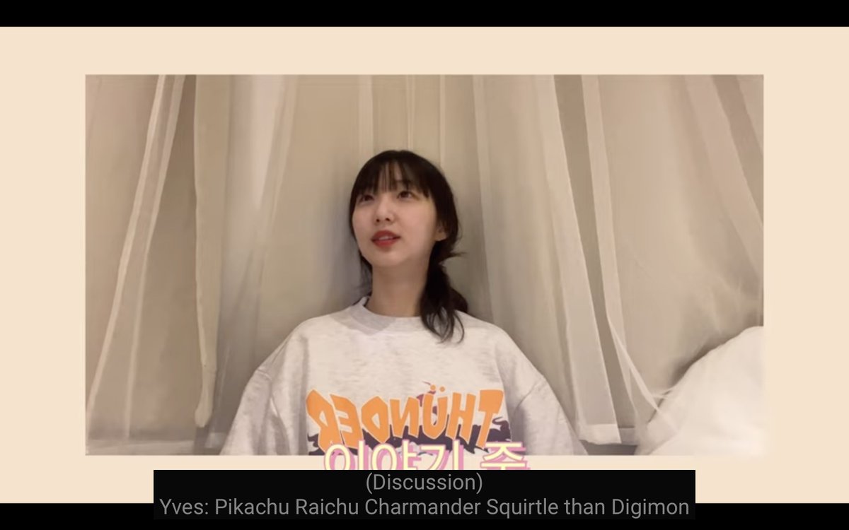 toysrevil's tweet photo. Watched #YeoJin's #LOONALOG https://t.co/Sse5EUWKbV = an unboxing+mukang featuring Sally &amp; Tiffany - err I meant #Yves &amp; #GoWon eating off-camera, with a side of "Pokemon vs Digimon" debate!

They must really love her to be able to take her clowning them lol

#LOONA https://t.co/2rlgVKBhfk
