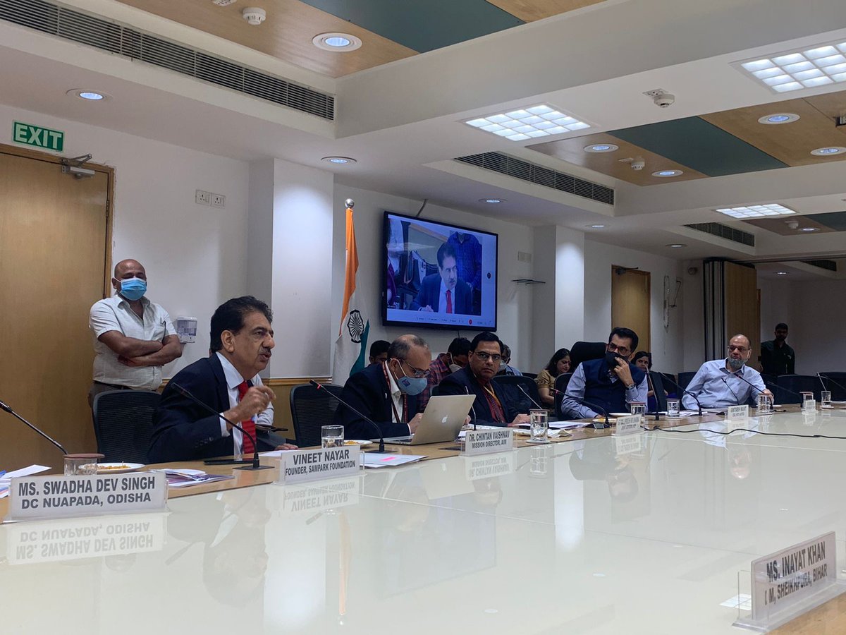 NITIAayog's tweet photo. Starting now: Session 2⃣ on Innovations in School Education!

The session will discuss the innovative solutions to bridge the challenge of learning loss due to #COVID19, enhancing learning outcomes &amp; the challenge of the digital divide to make #EdTech inclusive.

Stay tuned!📲 https://t.co/dga0XasJKP