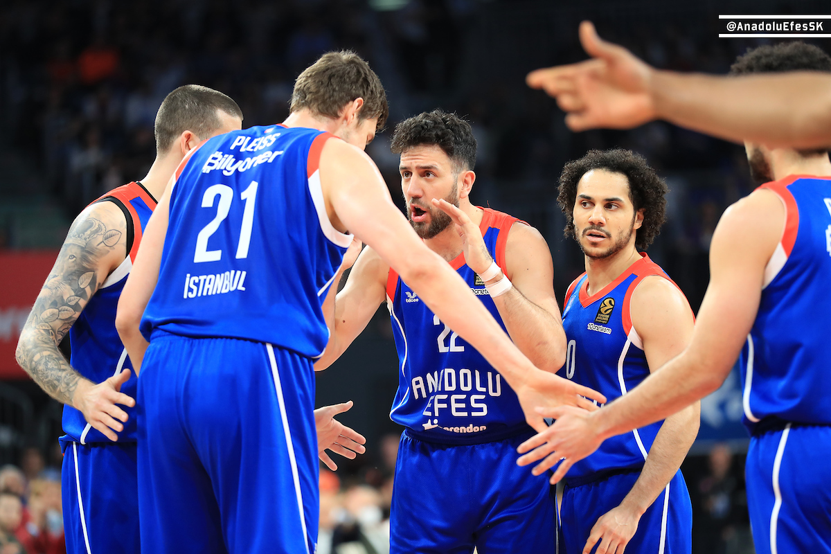 Efes Milano 3. Maç