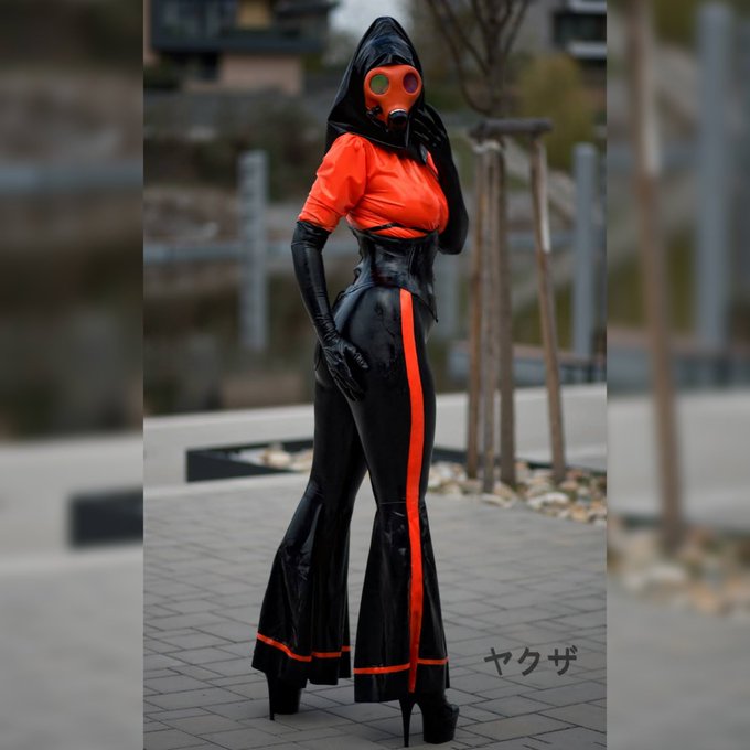 I really like this outfit 🤭 Do you like it too?🧡 Full video on my Fanpage https://t.co/wONTE8HqpE or https://t<a href="/tag/latex"class="tags"><span>#latex</span></a><a href="/tag/gasmask"class="tags"><span>#gasmask</span></a><a href="/tag/onlyfans"class="tags"><span>#onlyfans</span></a><a href="/tag/fansly"class="tags"><span>#fansly</span></a>