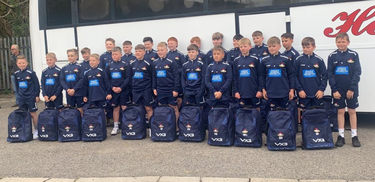 Big game for Islwyn down the Principality today. Enjoy every minute of it boys! @dragonsrugby