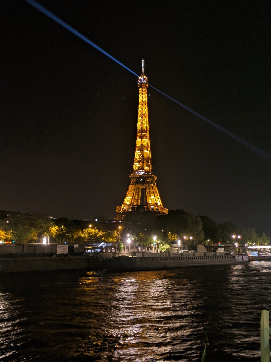 Waddup Paris