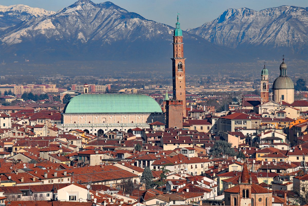 Oggi a #Vicenza la sesta tappa della roadmap di ascolto dei territori in vista delle Assise di Piccola Industria. Energia, materie prime e i contraccolpi del conflitto in Ucraina fra le principali preoccupazioni degli imprenditori del #Nordest

#AssisePI22
bit.ly/3vEUac4