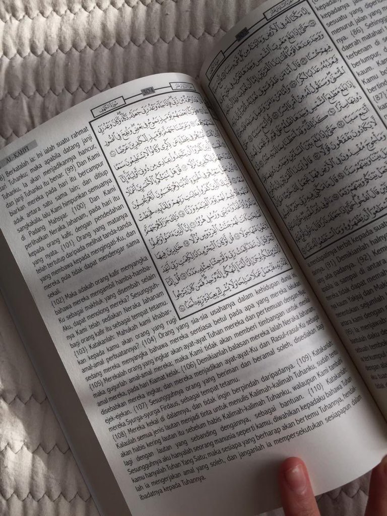 SIAPA NAK MALAY QURAN TRANSLATION FOR FREE?

Sempena malam-malam terakhir ni Ramadan ni, saya nak hadiahkan untuk 5 orang!

RT je okay, nanti saya pilih 5 orang. ✨