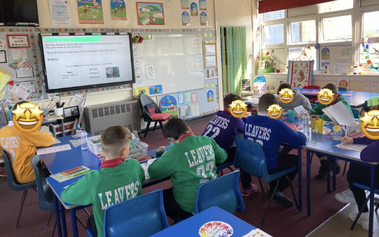 CHClusterteam's tweet photo. Another amazing day at @TrallwnPrimary 👏🏼 A #feelybox activity as a hook for descriptive writing using thesauruses 📖 and a #Vocabularytarsia 🔼 Then #fractions with booklet workouts and #domino pair games😊 #year6 #literacy #numeracy @CHEnglishTeam @CHCSMaths #chclusterteam https://t.co/F16deEjWxx