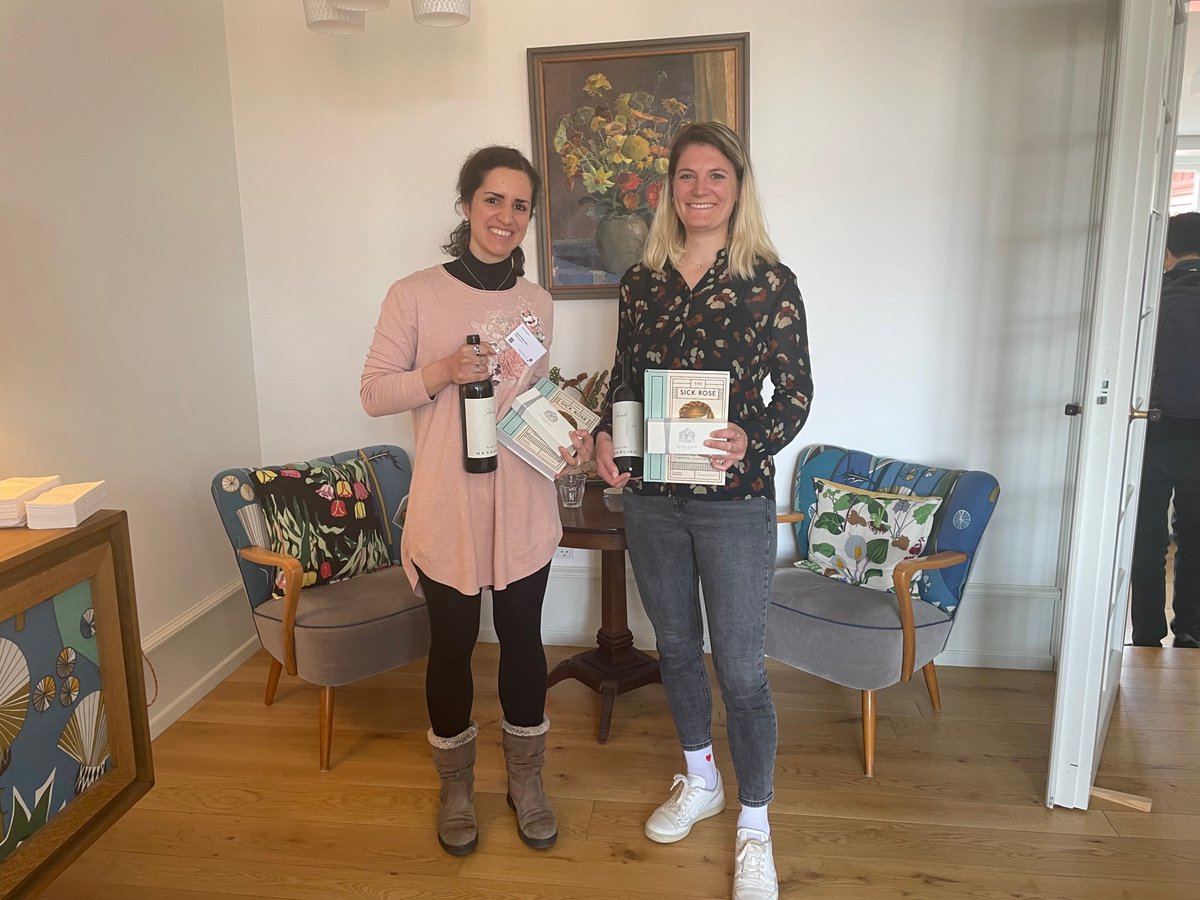 skinucph's tweet photo. Congratulations to Agnese Brischetto from @IDIBAPS for the Best Short Presentation and to Meret Tuor from  @UZH_en for the Best Poster at the #SICSummerSchool
Thank you for your wonderful contributions! Much appreciated  🤩🦸‍♀️
@LEOFondet https://t.co/e8pA9QrbFn