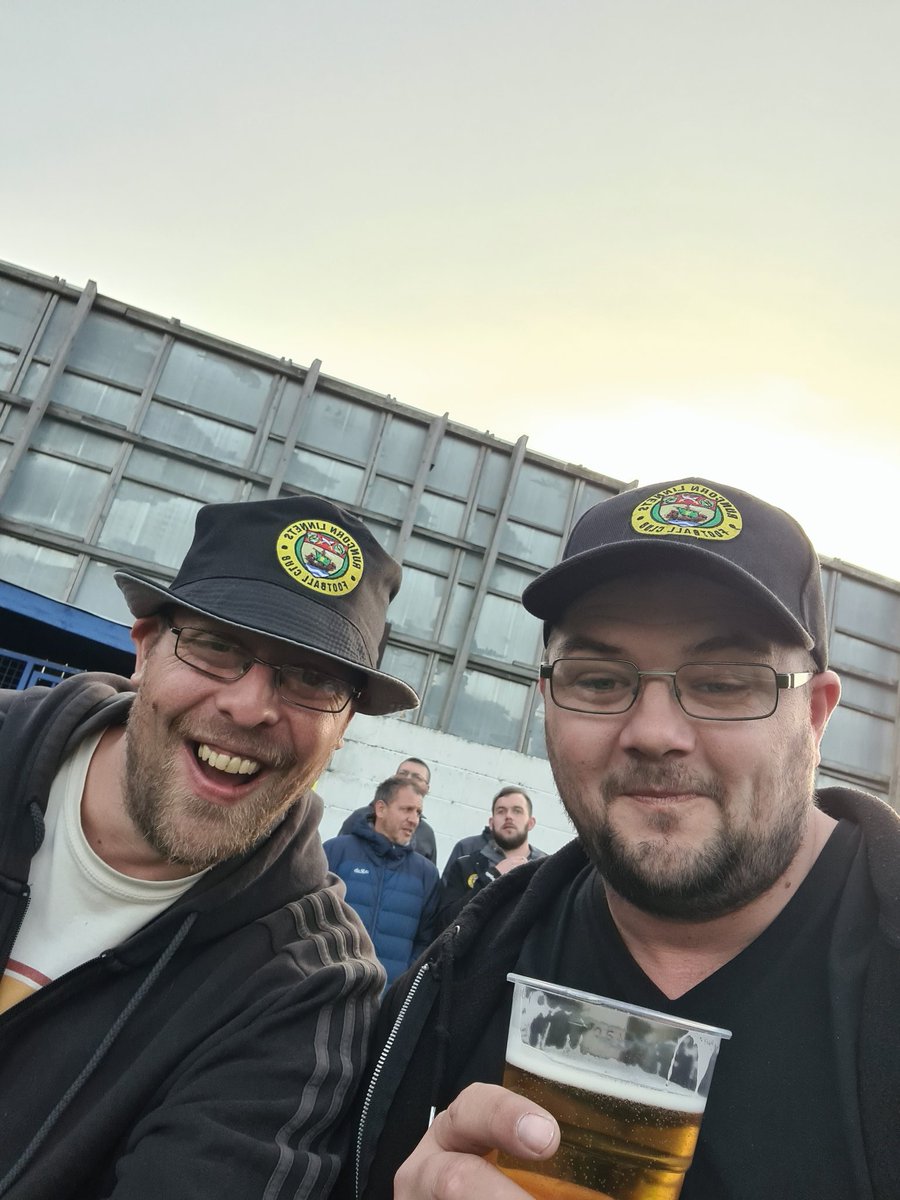 Great day watching the <a href="/RuncornLinnets/">Runcorn Linnets FC</a> yesterday