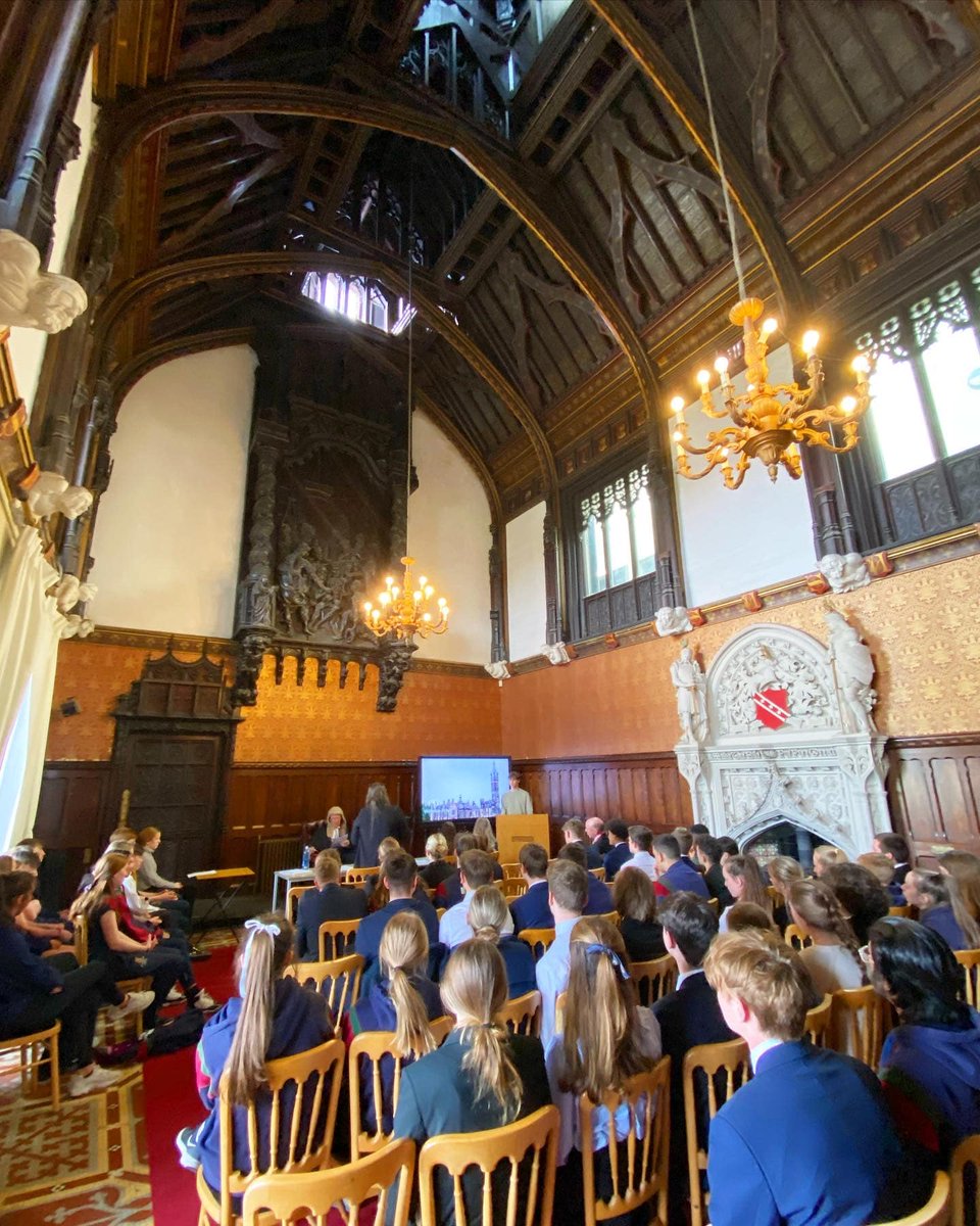 ScarisbrickHall's tweet photo. Last week #SixthFormstudents and #Year 11's had the opportunity to take part in a #mocktrial!

Judge John Jones QC joined the event and gave insight into how a live trial runs, the justice system and what skills were needed to professional lead a case. 

#Independentsixthform https://t.co/YjjEuuQhig