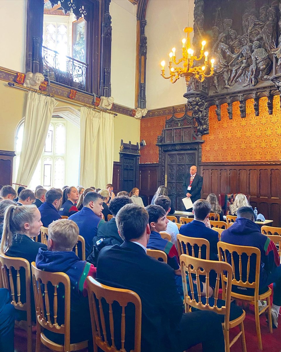 ScarisbrickHall's tweet photo. Last week #SixthFormstudents and #Year 11's had the opportunity to take part in a #mocktrial!

Judge John Jones QC joined the event and gave insight into how a live trial runs, the justice system and what skills were needed to professional lead a case. 

#Independentsixthform https://t.co/YjjEuuQhig