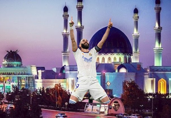 Allah'a (cc) götürmeyen ve Efendimiz'e (sav) ulaştırmayan her yol aldanmışlıktır. Hayırlı kandiller.