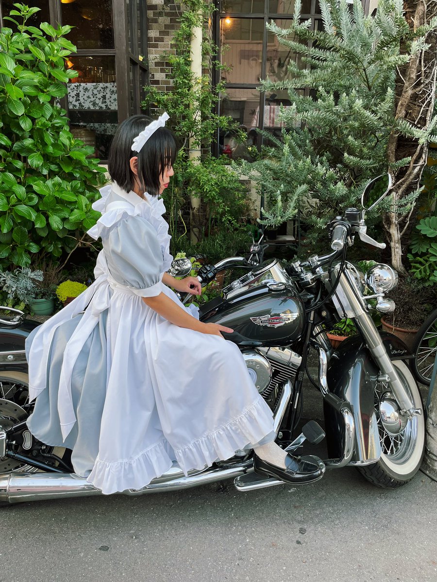 ハーレーダビッドソンに乗ったメイドさんのお写真がつよつよでかっこよすぎる そのままアニメ化できそう Togetter ハーレーダビッドソンに乗ったメイドさんのお写真がつよつよでかっこよすぎる そのままアニメ化できそう Togetter